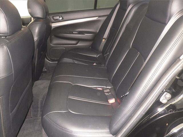 NISSAN SKYLINE 2010