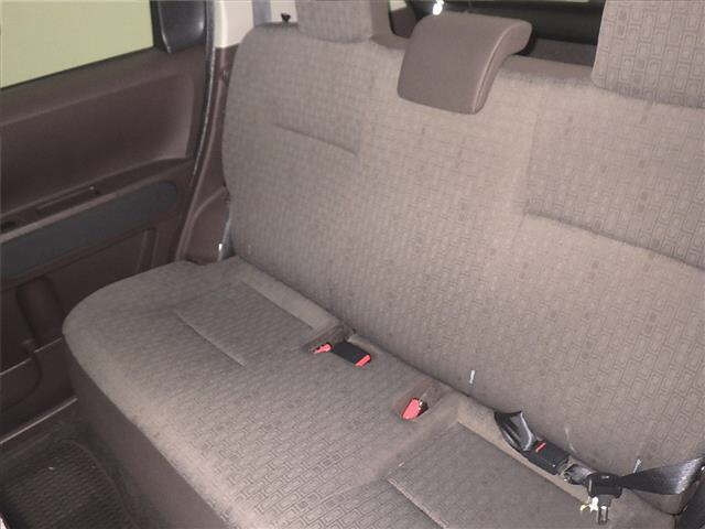 TOYOTA PORTE 2015