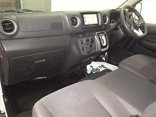 NISSAN CARAVAN VAN 2022
