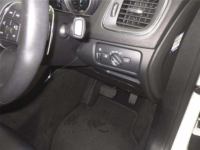 VOLVO V40 2018