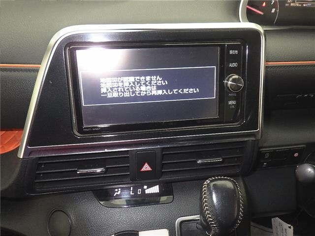TOYOTA SIENTA 2017
