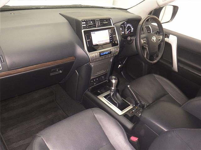 TOYOTA LAND CRUISER PRADO 2018