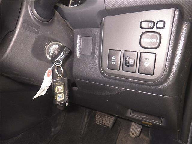 TOYOTA WISH 2011