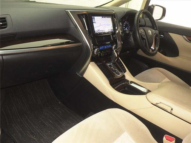 TOYOTA VELLFIRE 2016