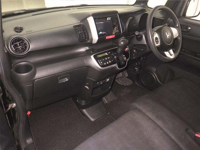 HONDA N BOX 2017