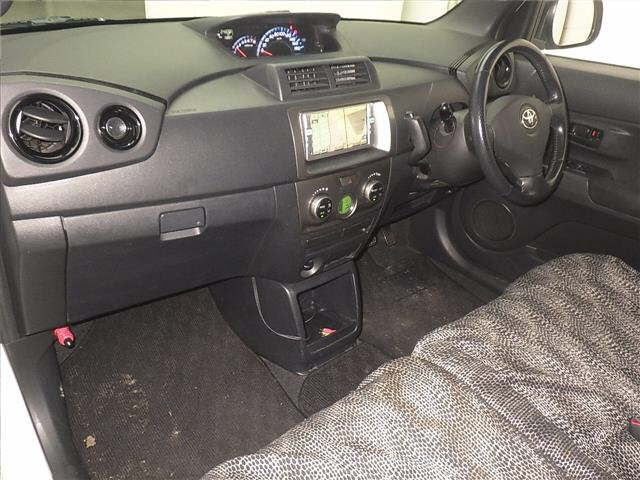 TOYOTA BB 2008