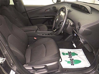 TOYOTA PRIUS 2022
