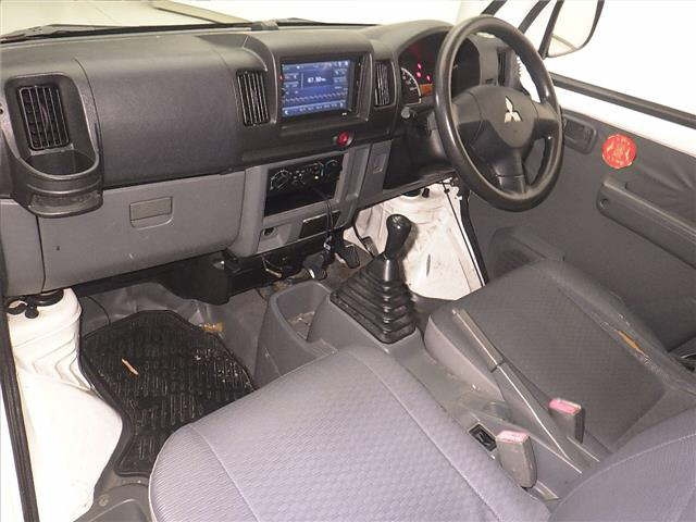 MITSUBISHI MINICAB VAN 2013