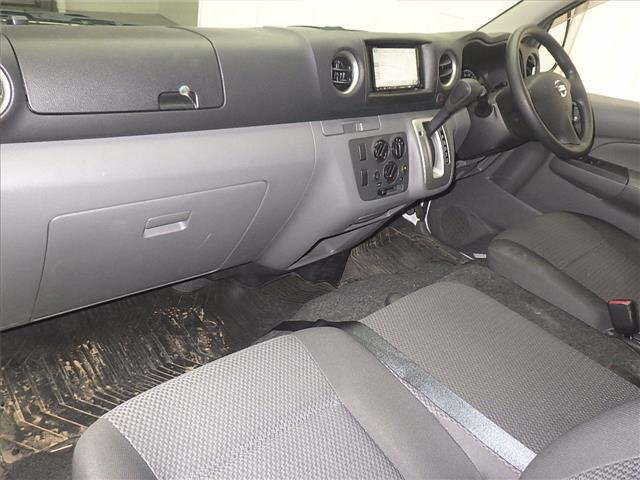 NISSAN CARAVAN VAN 2020