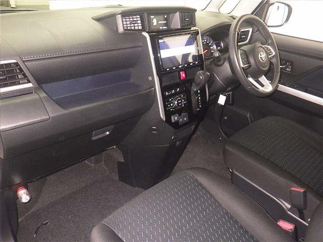 TOYOTA ROOMY 2021