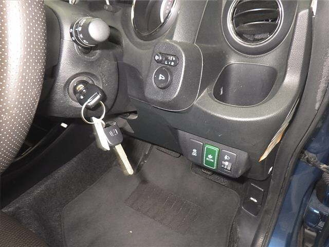 HONDA FIT SHUTTLE 2012