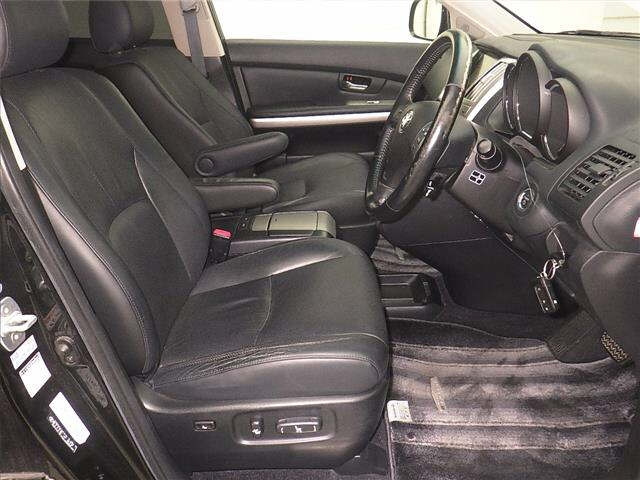 TOYOTA HARRIER 2009