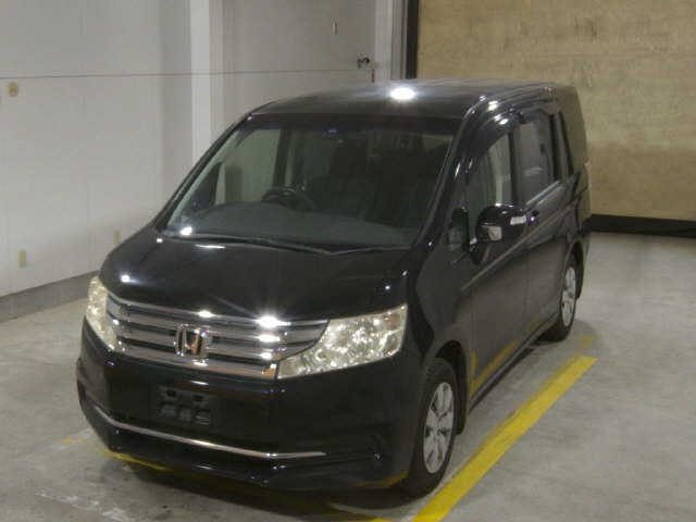 HONDA STEP WAGON 2012