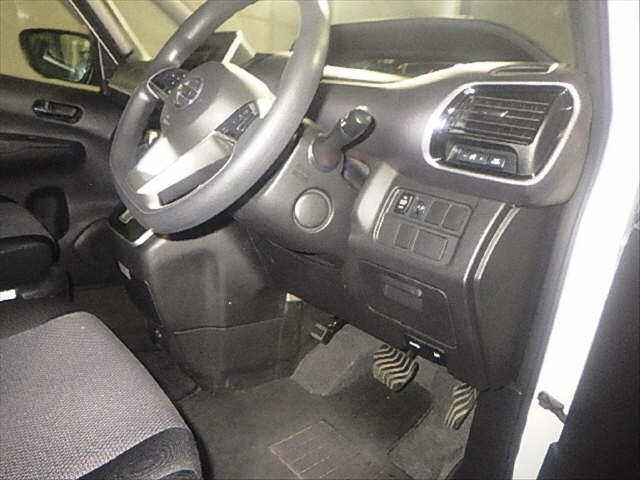 NISSAN SERENA 2020