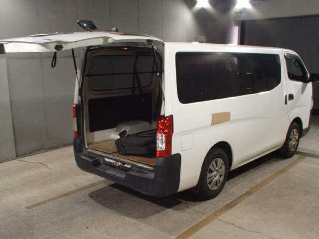 NISSAN CARAVAN VAN 2014