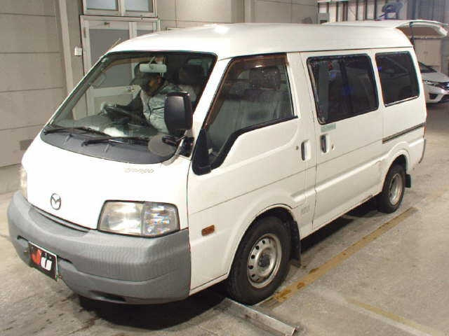 MAZDA BONGO VAN 2010