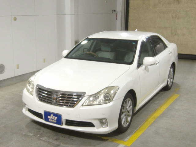 TOYOTA CROWN 2010