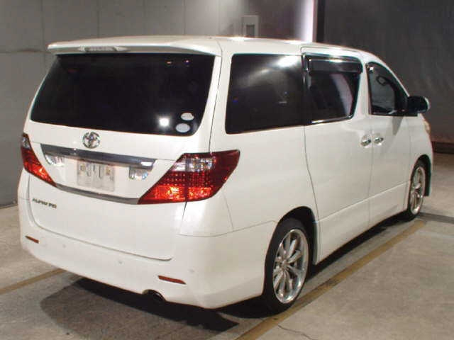 TOYOTA ALPHARD 2009