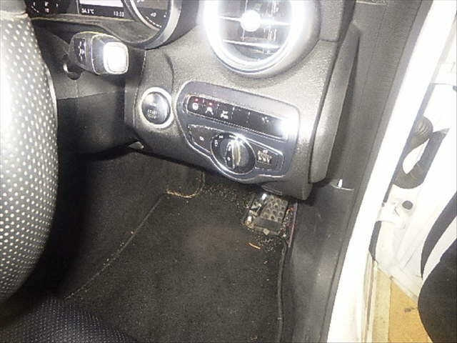 MERCEDES BENZ C CLASS 2016