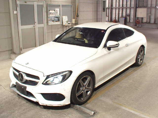 MERCEDES BENZ C CLASS 2016