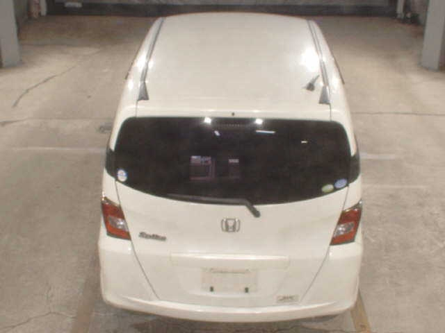 HONDA FREED 2010
