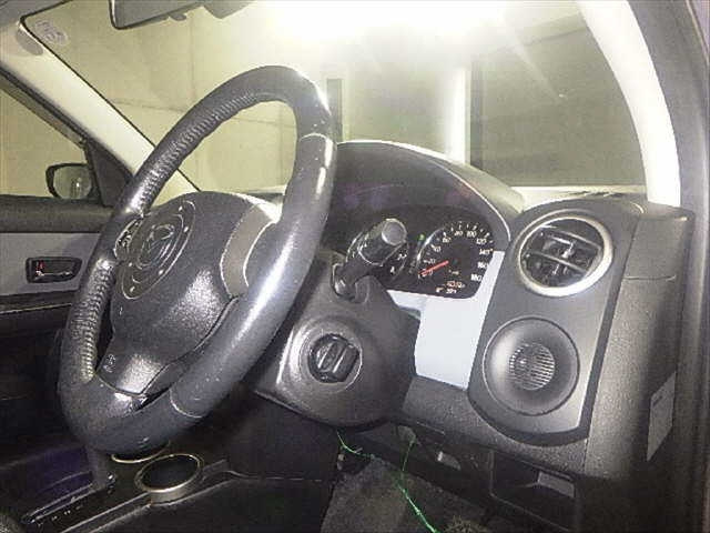 MAZDA VERISA 2010