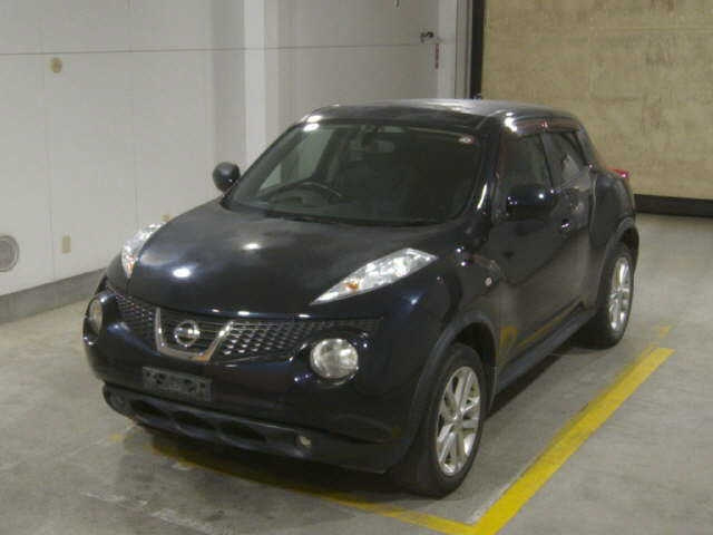 NISSAN JUKE 2010