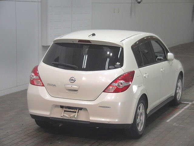 NISSAN TIIDA 2008
