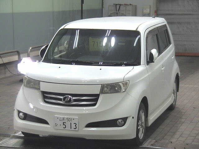 TOYOTA BB 2008
