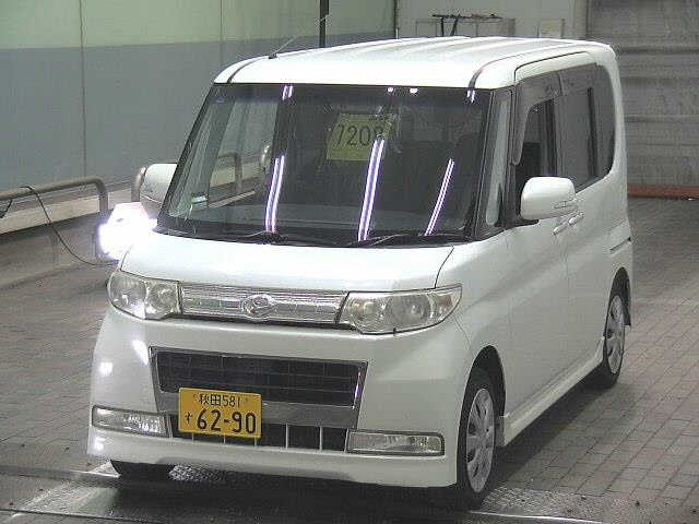 DAIHATSU TANTO 2009
