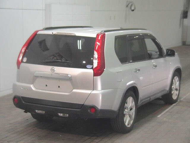 NISSAN X-TRAIL 2012