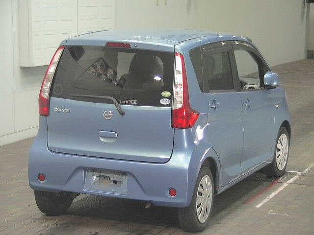 NISSAN DAYZ 2013