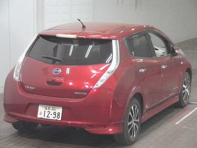 NISSAN LEAF 2014