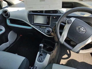 TOYOTA AQUA 2013