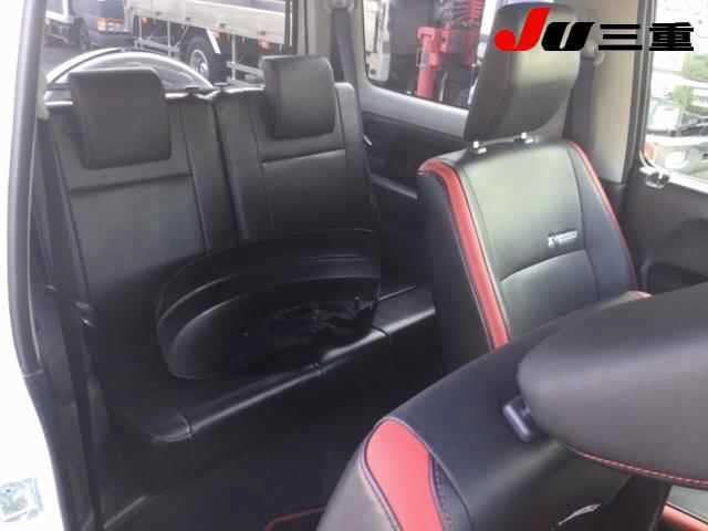 SUZUKI JIMNY 2013