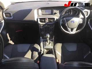 VOLVO V40 2014