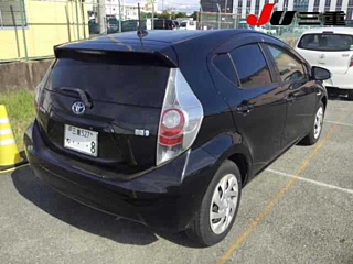 TOYOTA AQUA 2013
