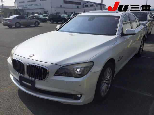 BMW 7 SERIES 2012