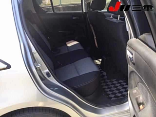 SUZUKI SWIFT 2012