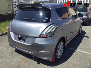 SUZUKI SWIFT 2012