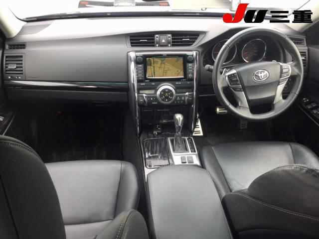TOYOTA MARK X 2010