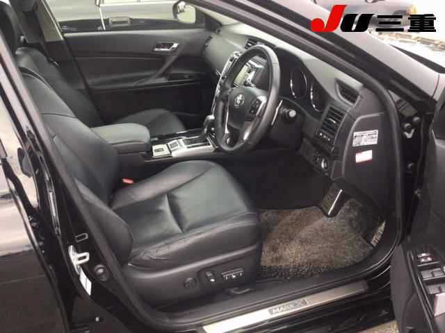 TOYOTA MARK X 2010