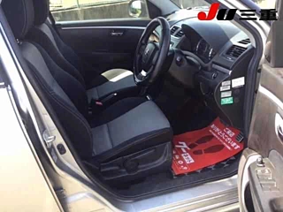 SUZUKI SWIFT 2012