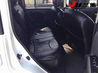 NISSAN CUBE 2010