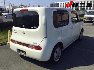 NISSAN CUBE 2010