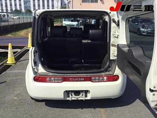 NISSAN CUBE 2010