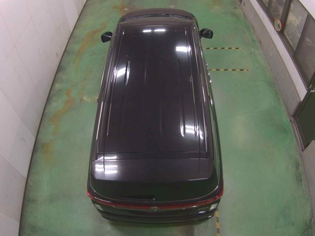 NISSAN ELGRAND 2010