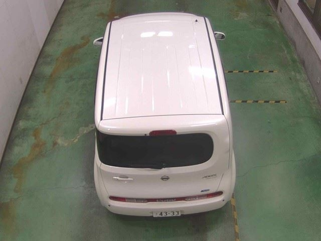 NISSAN CUBE 2012