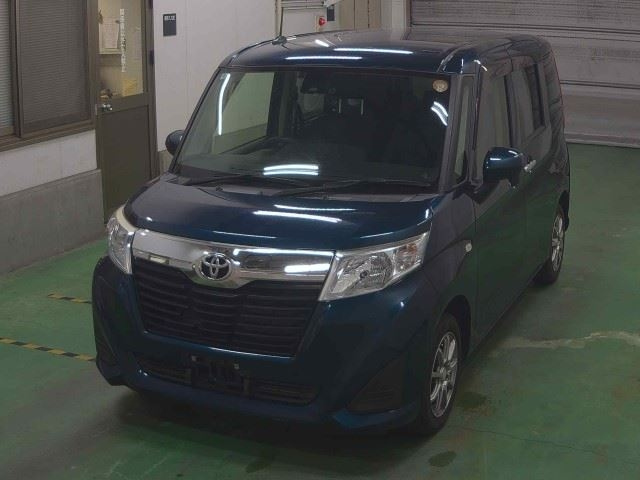 TOYOTA ROOMY 2018