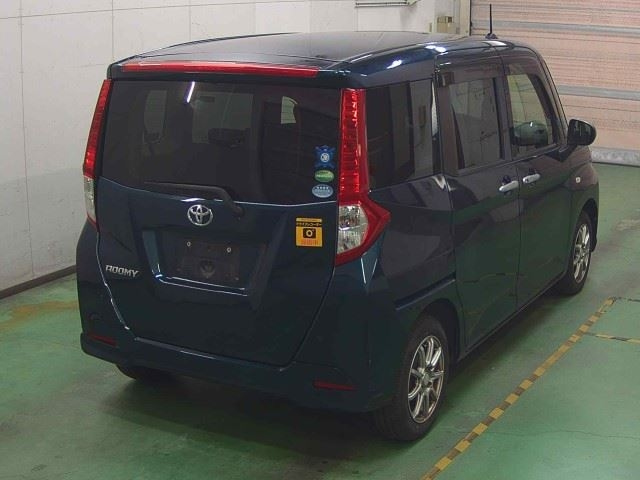 TOYOTA ROOMY 2018